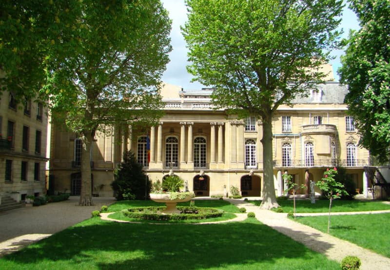 Romanian Embassy in Paris — venue for French Tech - Romanian Touch